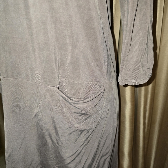 Dolan Left Coast Collection Taupe V-Neck Long Sleeve Dress Size Medium - Picture 3 of 9